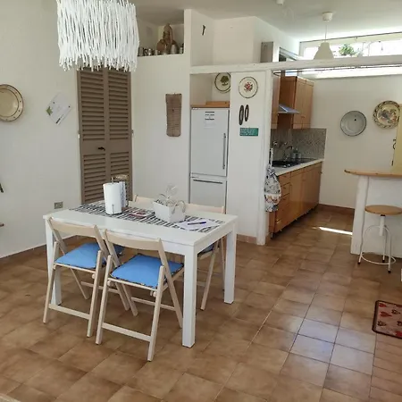 فيلة Anna Polignano بولينيانو آ ماري