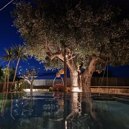 فيلة Anna Polignano