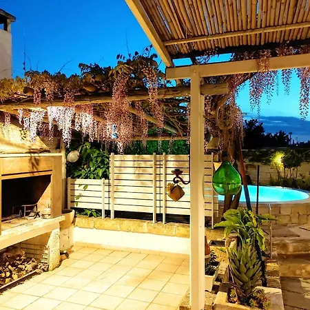 Anna Polignano Полиньяно-а-Маре