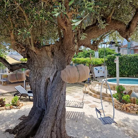 Anna Polignano Villa *